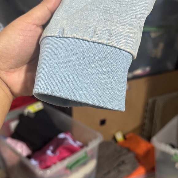 Size Small Women's Denim Jacket - Picture 5 of 7